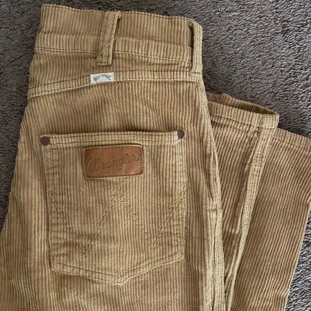 Limited edition Wrangler x Billabong corduroy pants
